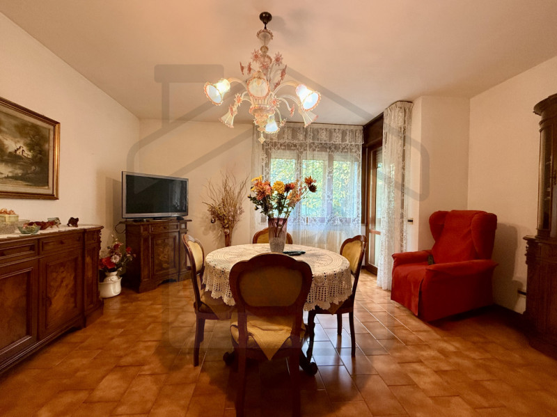 Immagine 2 di Appartamento in vendita  in Via Marcello Benedetto a Abano Terme