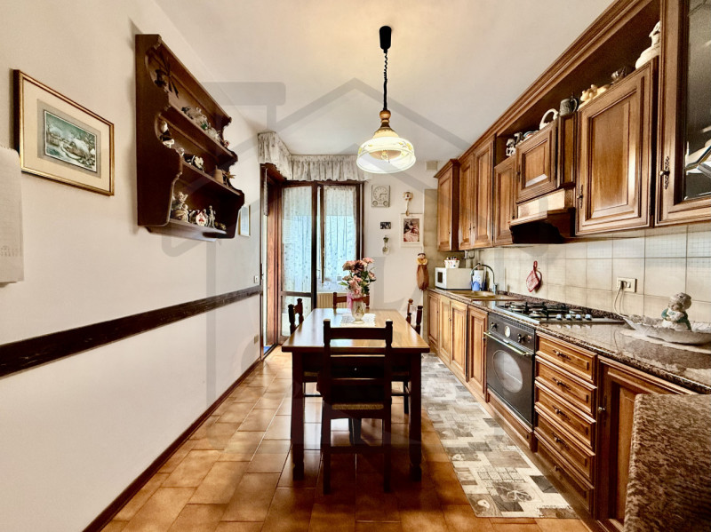 Immagine 7 di Appartamento in vendita  in Via Marcello Benedetto a Abano Terme