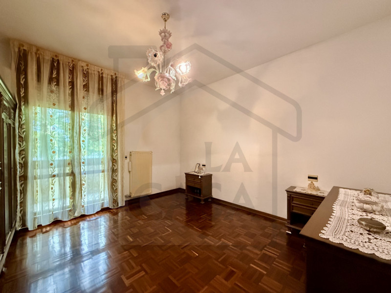 Immagine 12 di Appartamento in vendita  in Via Marcello Benedetto a Abano Terme