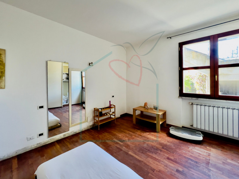 Immagine 17 di Villetta a schiera in vendita  in via mulino del piano a Castelnuovo Magra