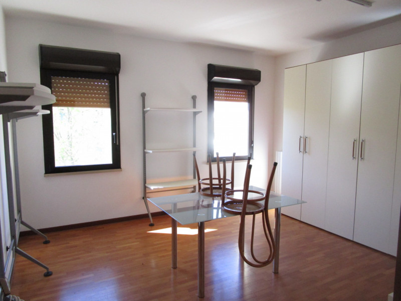 Immagine 4 di Ufficio in affitto  a Stra