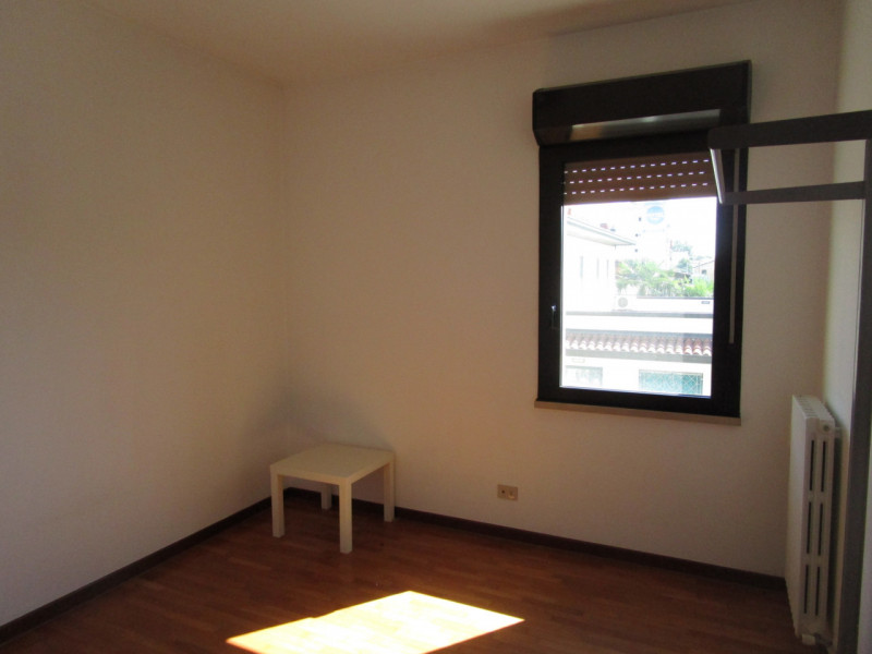 Immagine 5 di Ufficio in affitto  a Stra