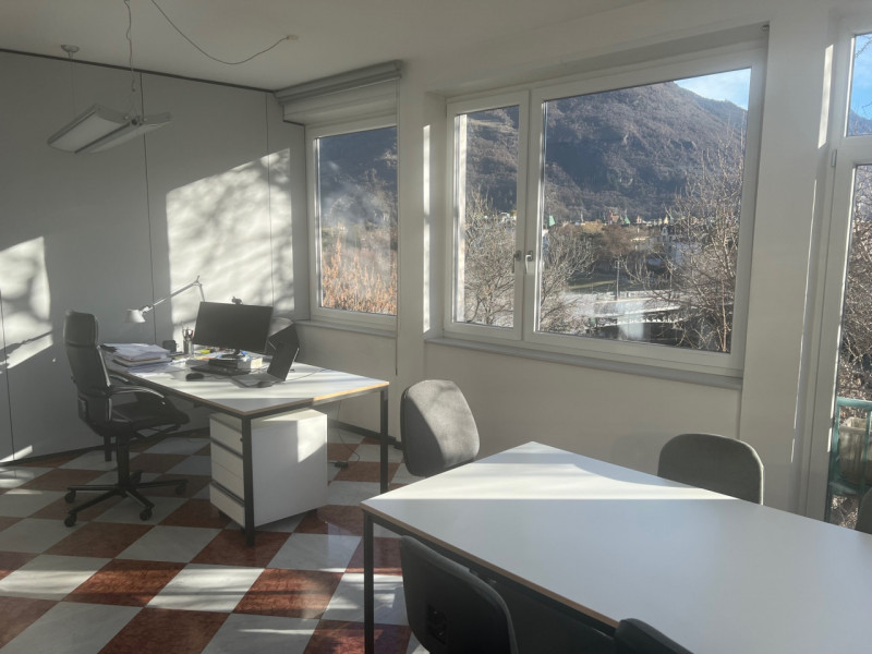 Immagine 2 di Ufficio in affitto  in Piazza Vittoria a Bolzano