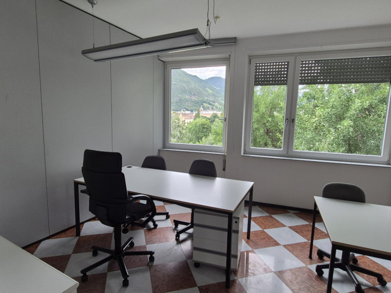 Immagine 8 di Ufficio in affitto  in Piazza Vittoria a Bolzano