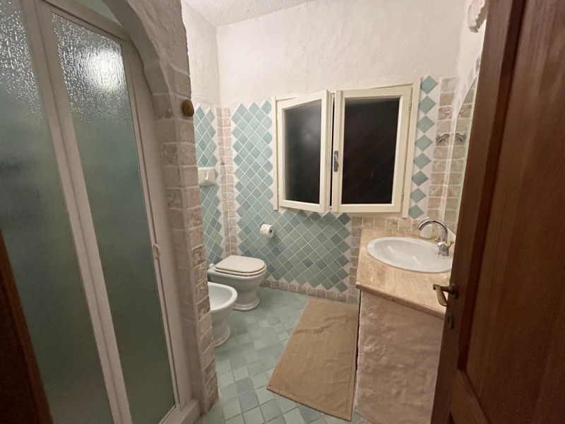 Immagine 18 di Villa in vendita  in via del timone a Arzachena