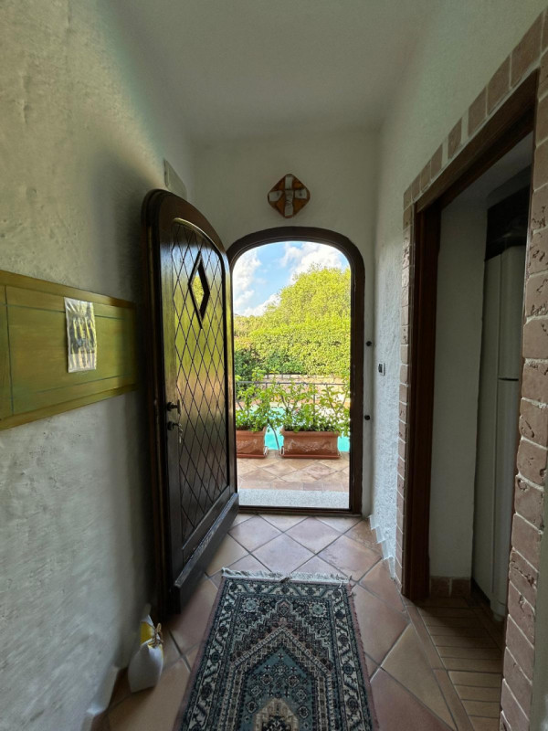 Immagine 19 di Villa in vendita  in via del timone a Arzachena