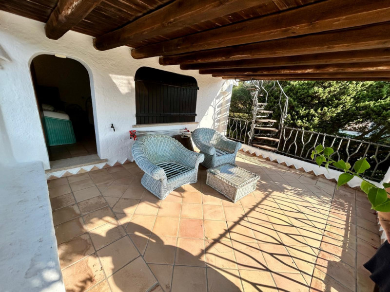 Immagine 23 di Villa in vendita  in via del timone a Arzachena