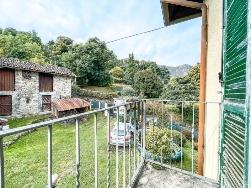 Immagine 11 di Villa in vendita  in Via due riviere, 70 a Baveno