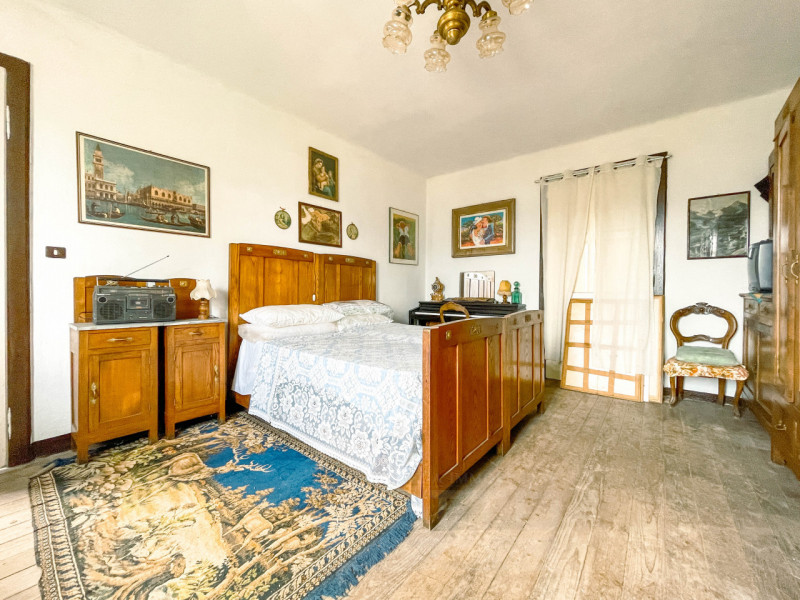 Immagine 13 di Villa in vendita  in Via due riviere, 70 a Baveno