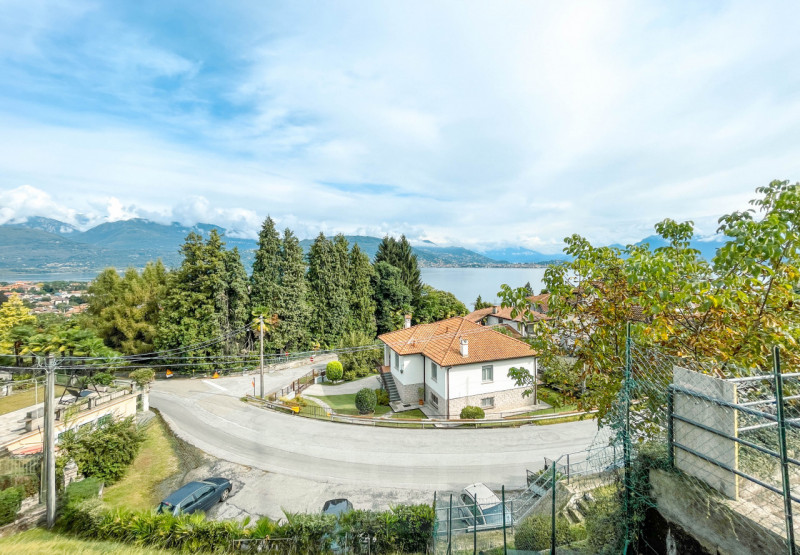 Immagine 25 di Villa in vendita  in Via due riviere, 70 a Baveno