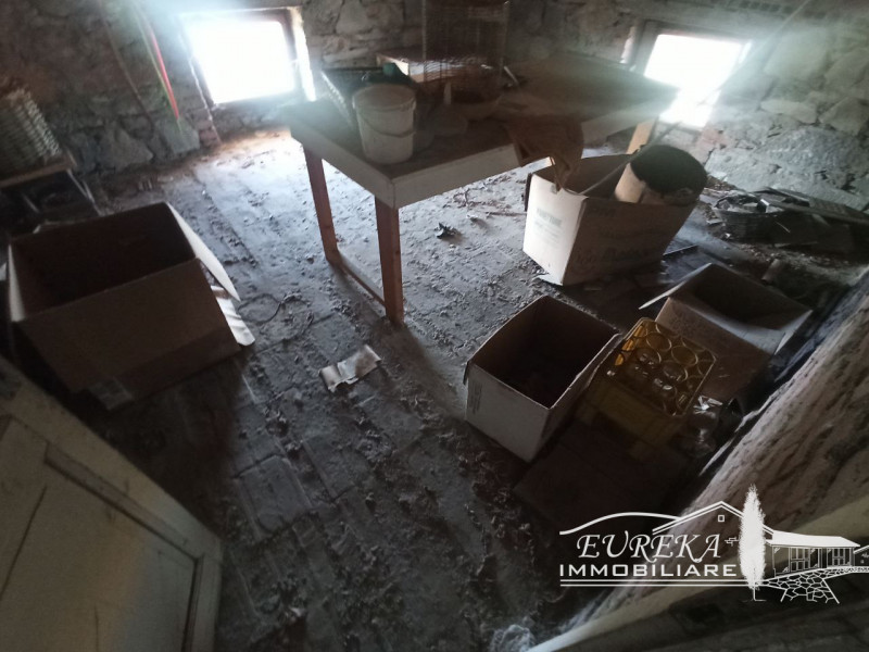 Immagine 27 di Casa indipendente in vendita  in via roma 152 a Castiglione Del Lago