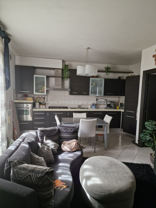 Immagine 3 di Appartamento in vendita  a Sinalunga