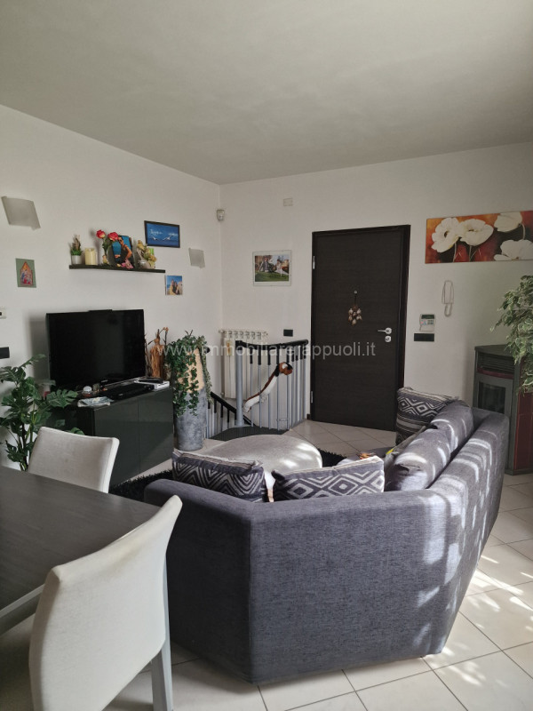 Immagine 5 di Appartamento in vendita  a Sinalunga