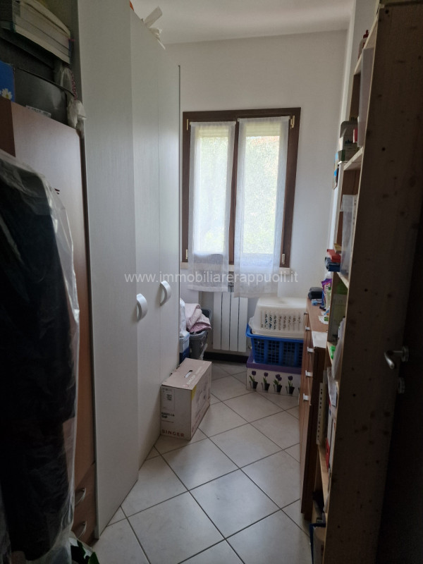 Immagine 12 di Appartamento in vendita  a Sinalunga