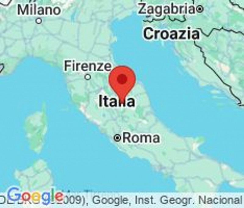 Immagine 12 di Cantina in vendita  in Via Antonio Gramsci, N. 50 a Foligno