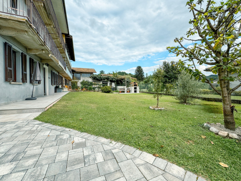 Immagine 2 di Villetta a schiera in vendita  in via frera 2 a Bolzano Novarese