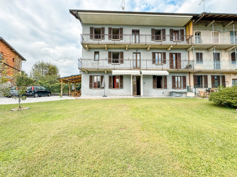 Immagine 3 di Villetta a schiera in vendita  in via frera 2 a Bolzano Novarese