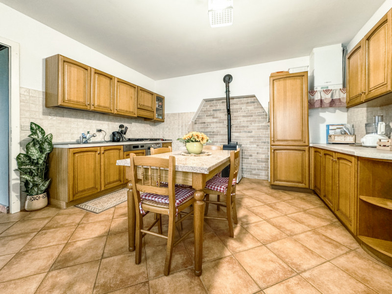 Immagine 6 di Villetta a schiera in vendita  in via frera 2 a Bolzano Novarese