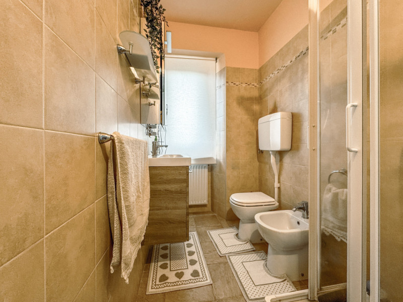 Immagine 11 di Villetta a schiera in vendita  in via frera 2 a Bolzano Novarese