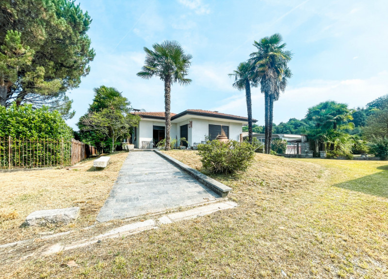 Immagine 2 di Casa indipendente in vendita  in VIA CASALE 17 a Bolzano Novarese