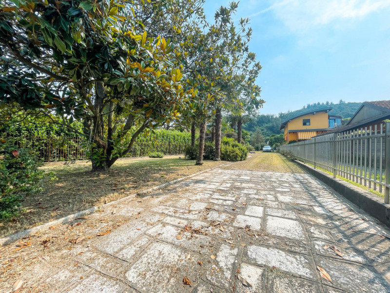 Immagine 27 di Casa indipendente in vendita  in VIA CASALE 17 a Bolzano Novarese