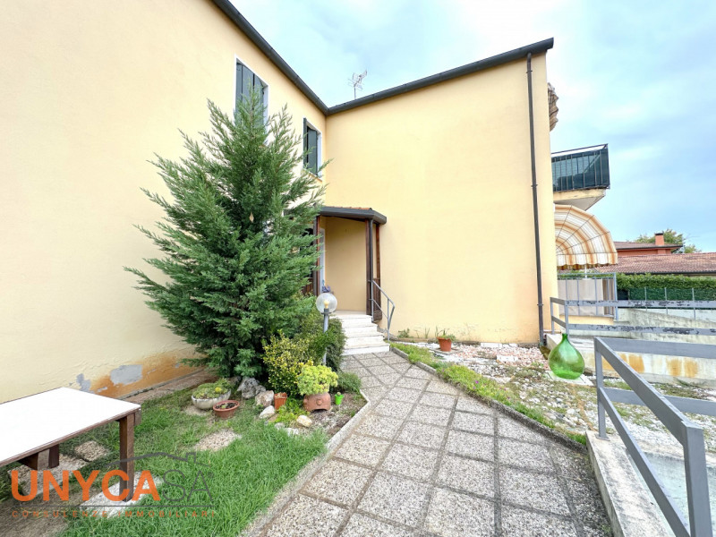 Immagine 6 di Appartamento in vendita  a Veggiano