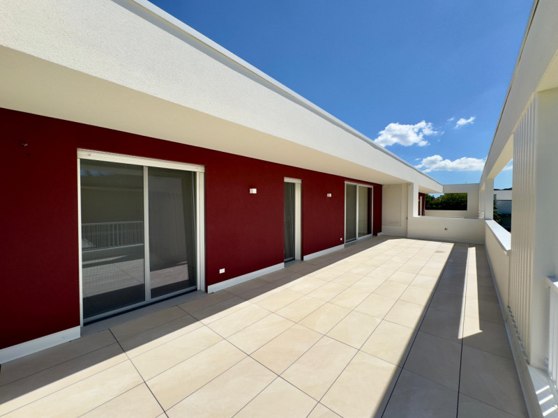 Immagine 11 di Appartamento in affitto  a Rubano