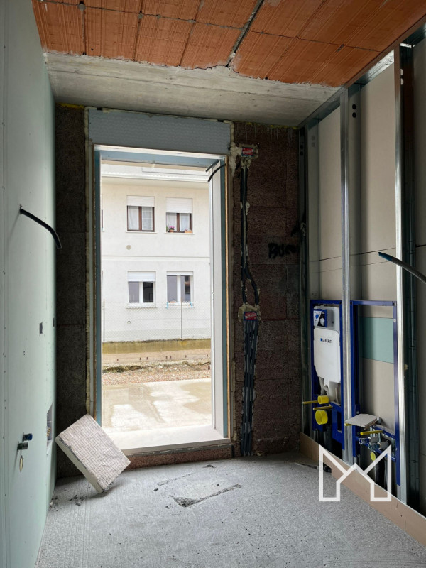 Immagine 14 di Appartamento in vendita  a Romano D'ezzelino