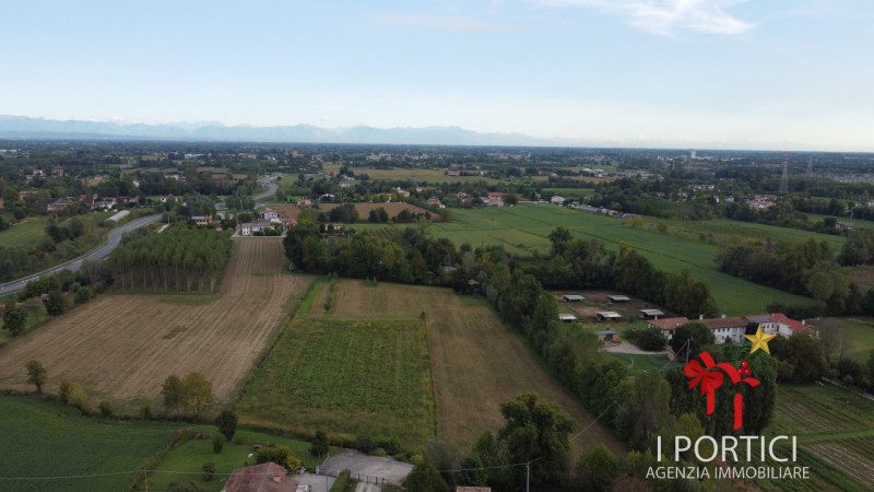 Immagine 5 di Terreno in vendita  in Via Morosini a Martellago