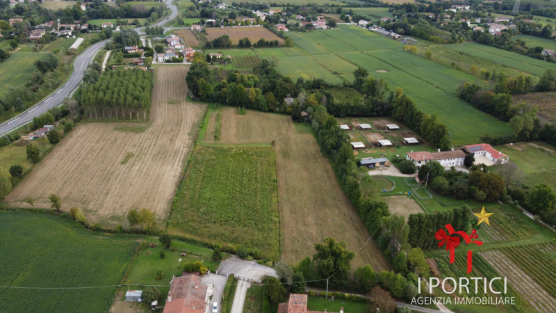 Immagine 6 di Terreno in vendita  in Via Morosini a Martellago
