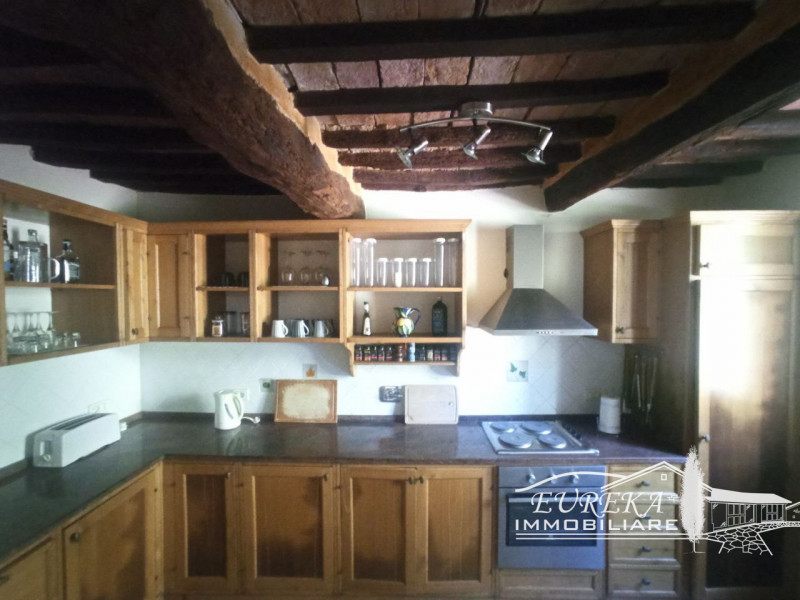 Immagine 13 di Villetta a schiera in vendita  in GIOIELLA a Castiglione Del Lago