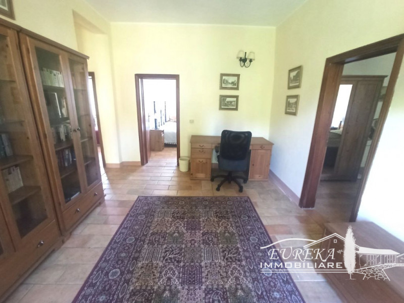 Immagine 20 di Villetta a schiera in vendita  in GIOIELLA a Castiglione Del Lago