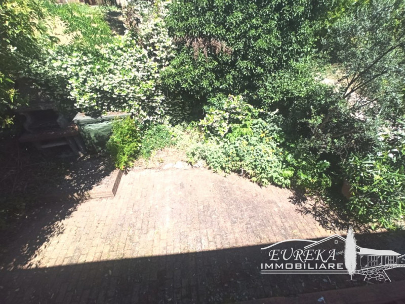 Immagine 36 di Villetta a schiera in vendita  in GIOIELLA a Castiglione Del Lago