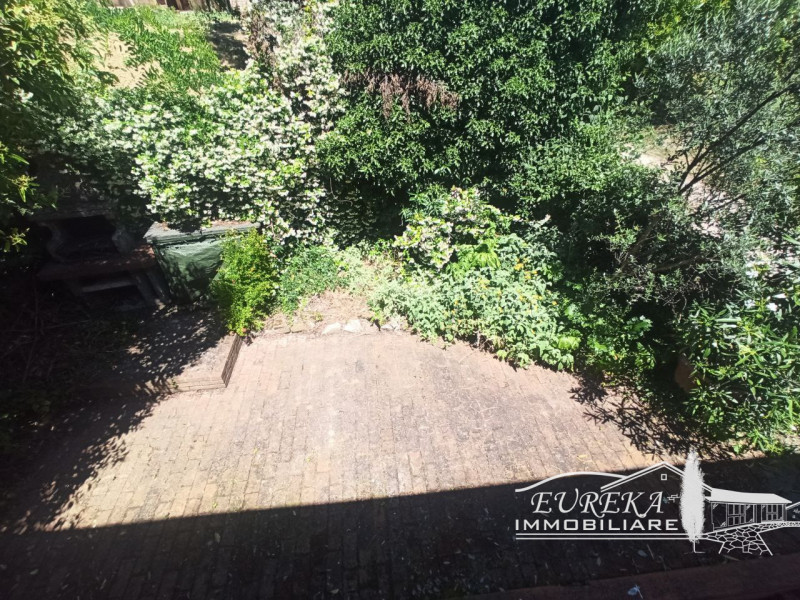 Immagine 40 di Villetta a schiera in vendita  in GIOIELLA a Castiglione Del Lago