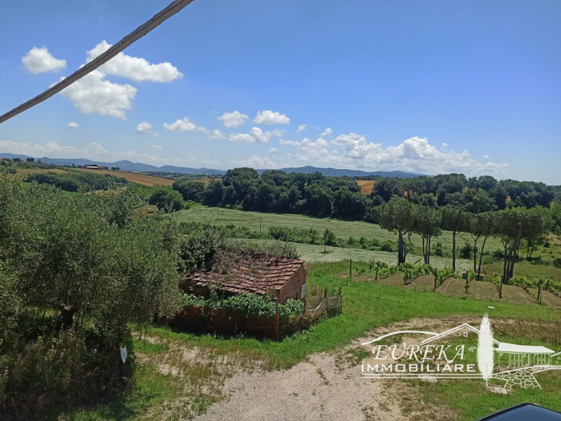 Immagine 43 di Villetta a schiera in vendita  in GIOIELLA a Castiglione Del Lago