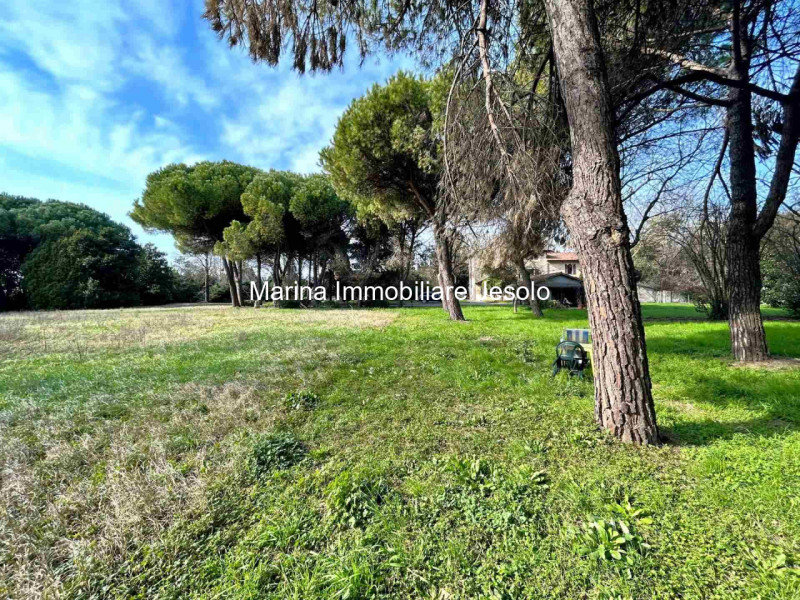 Immagine 10 di Villa in vendita  a Jesolo