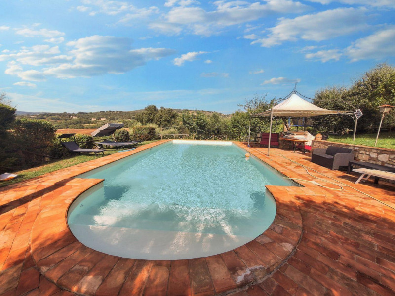 Immagine 2 di Terreno in vendita  in Via Grossi Bianchi, N. snc a San Remo