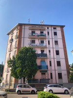 Immagine 1 di Garage in vendita  in VIA STRADELLA LOBBIA N. 16 a Verona