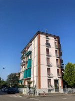 Immagine 2 di Garage in vendita  in VIA STRADELLA LOBBIA N. 16 a Verona