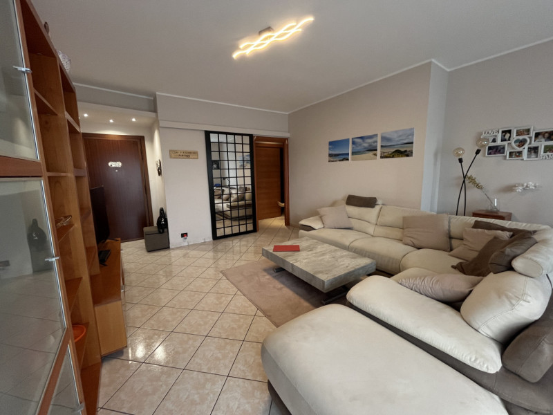 Immagine 6 di Appartamento in vendita  in Via Vittorio Emanuele II a Buccinasco