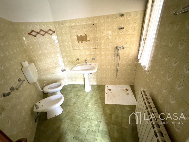 Immagine 12 di Appartamento in vendita  a Cordenons