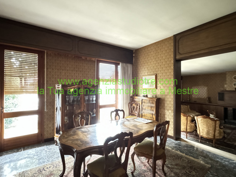 Immagine 1 di Casa indipendente in vendita  in Viale Kennedy, a Scorzè