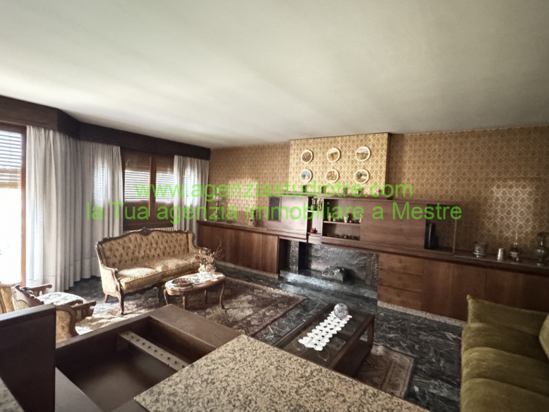 Immagine 7 di Casa indipendente in vendita  in Viale Kennedy, a Scorzè