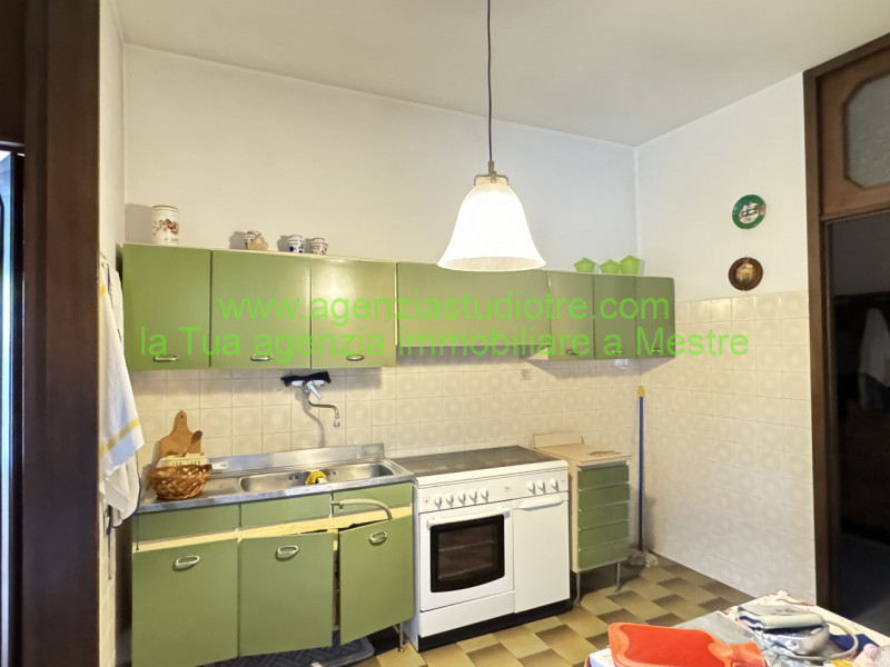 Immagine 11 di Casa indipendente in vendita  in Viale Kennedy, a Scorzè