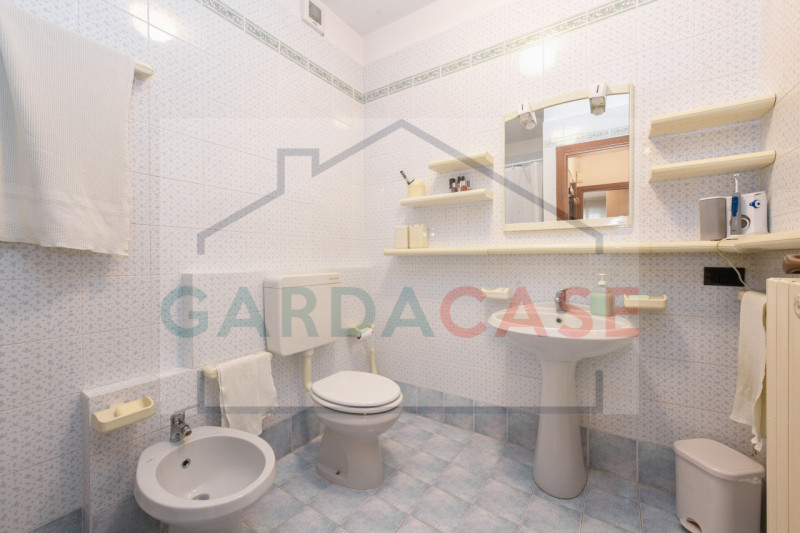 Immagine 20 di Appartamento in vendita  in Green Residence a Desenzano Del Garda