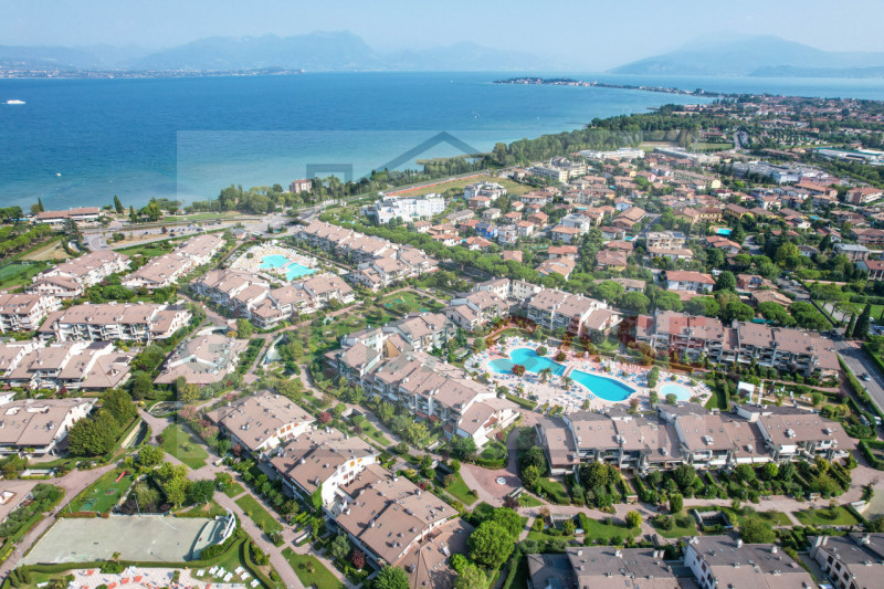 Immagine 24 di Appartamento in vendita  in Green Residence a Desenzano Del Garda