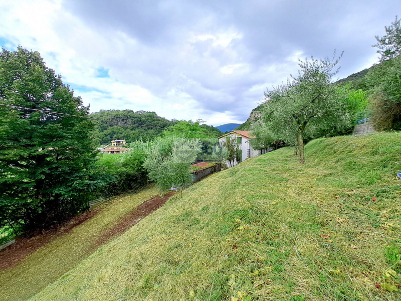 Immagine 27 di Villa in vendita  in Via XXV Aprile a Provaglio D'iseo