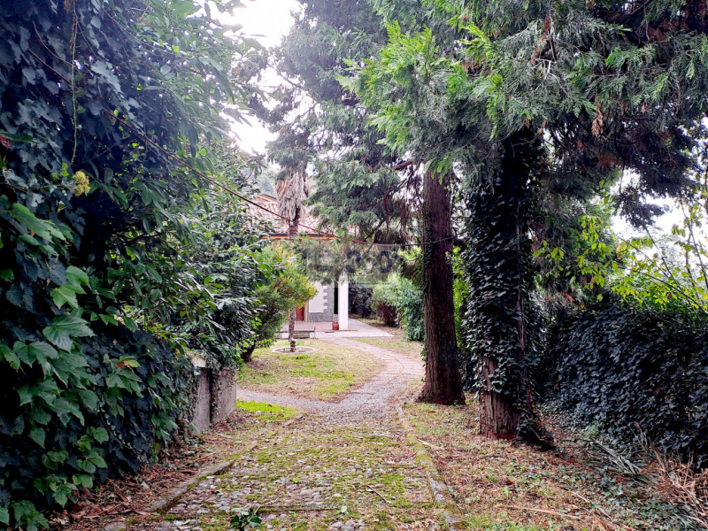 Immagine 36 di Villa in vendita  in Via XXV Aprile a Provaglio D'iseo