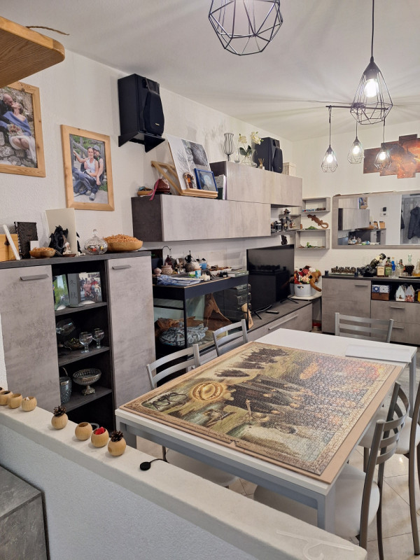 Immagine 7 di Appartamento in vendita  in Via Ugo Silvestri, n.52 a Malè