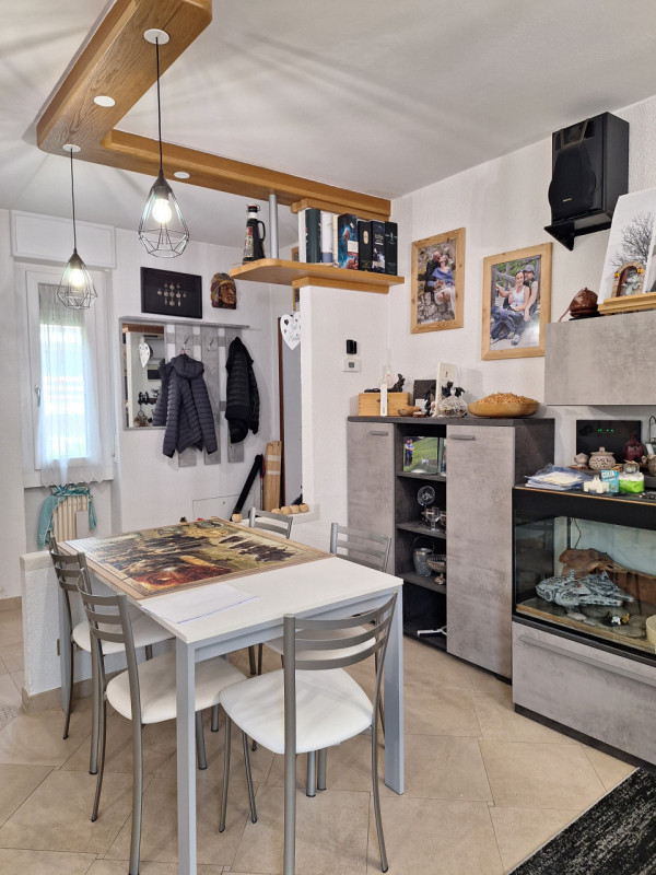 Immagine 8 di Appartamento in vendita  in Via Ugo Silvestri, n.52 a Malè